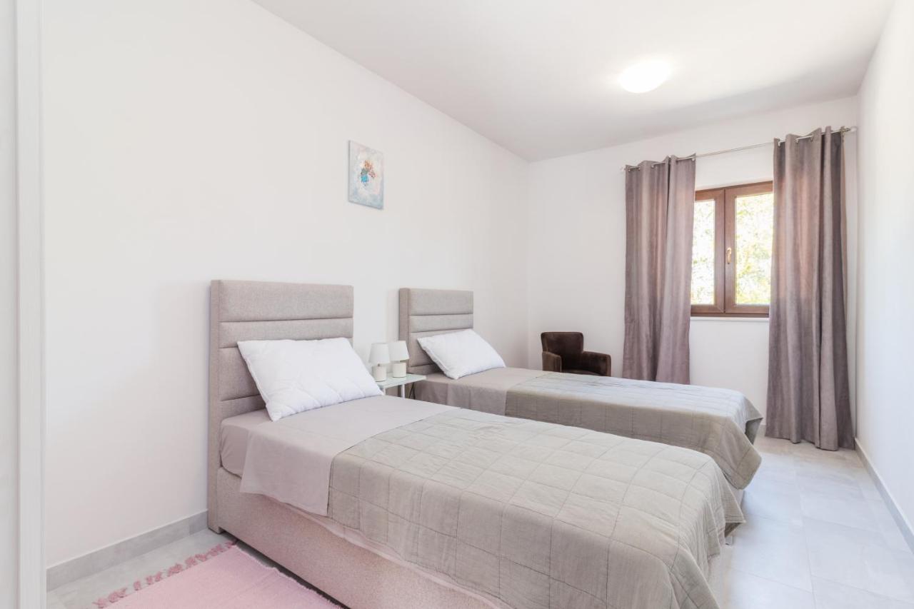 Apartmani Noa I Natali Kaldanija Exterior foto