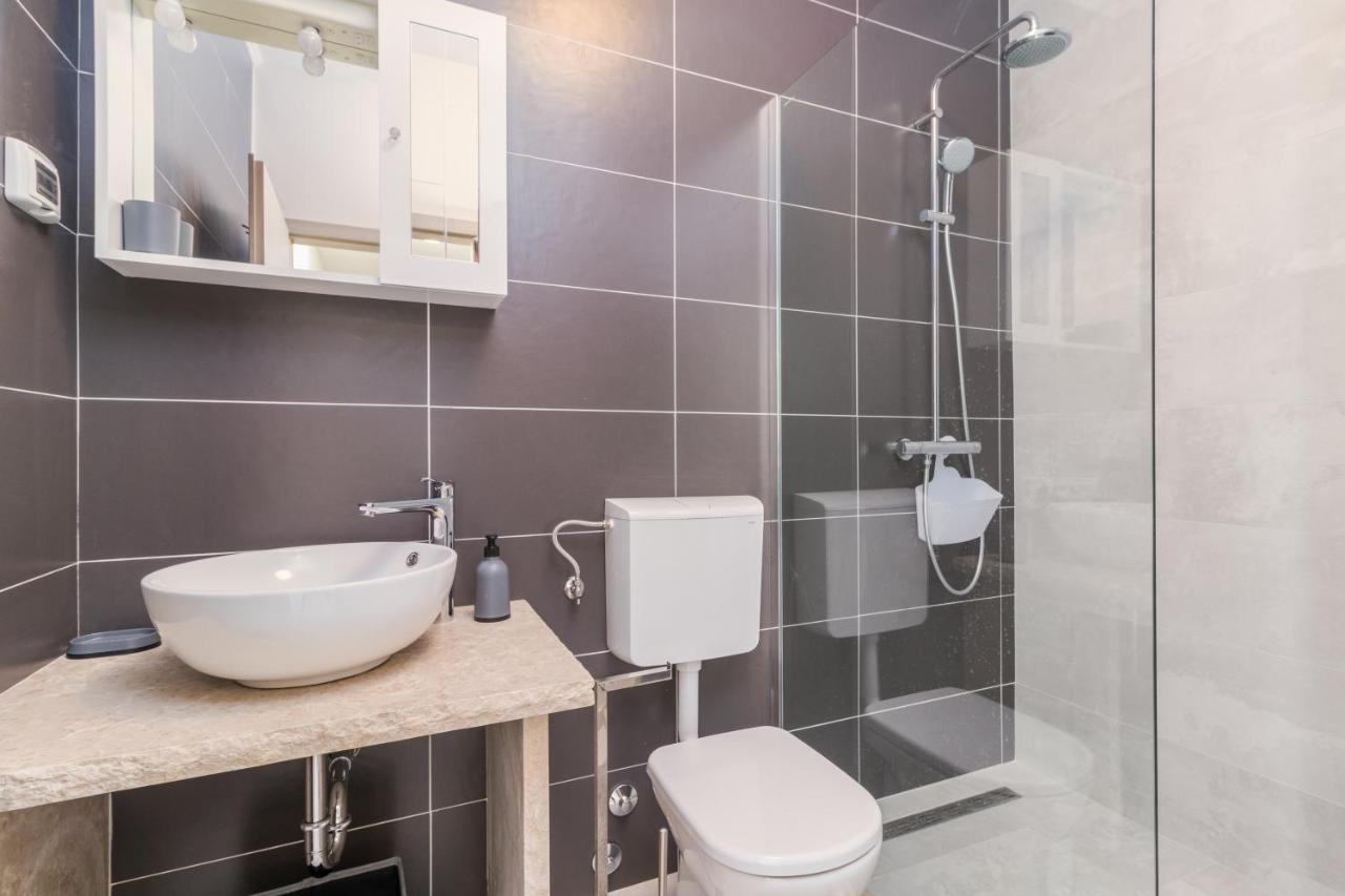 Apartmani Noa I Natali Kaldanija Exterior foto