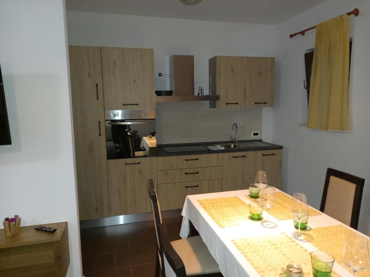 Apartmani Noa I Natali Kaldanija Exterior foto