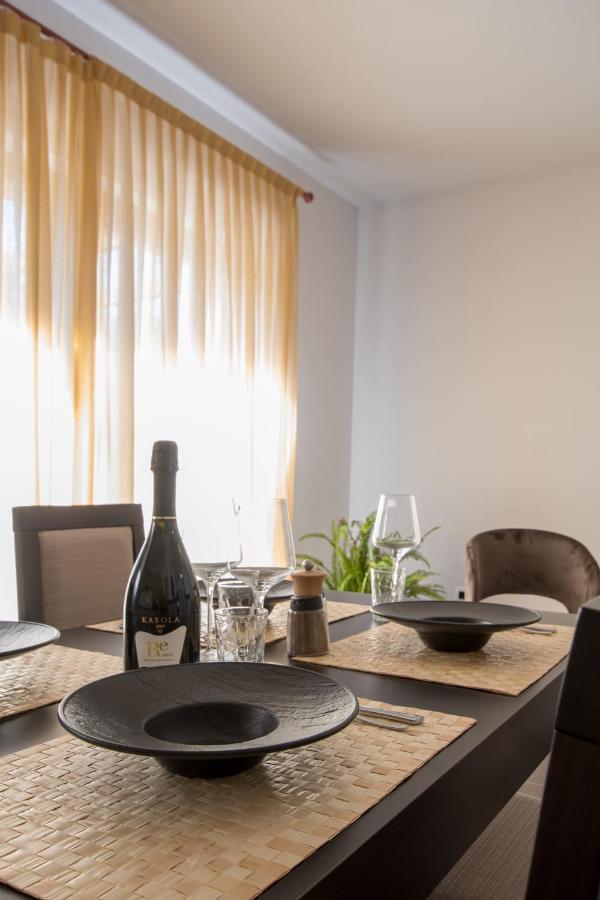 Apartmani Noa I Natali Kaldanija Exterior foto