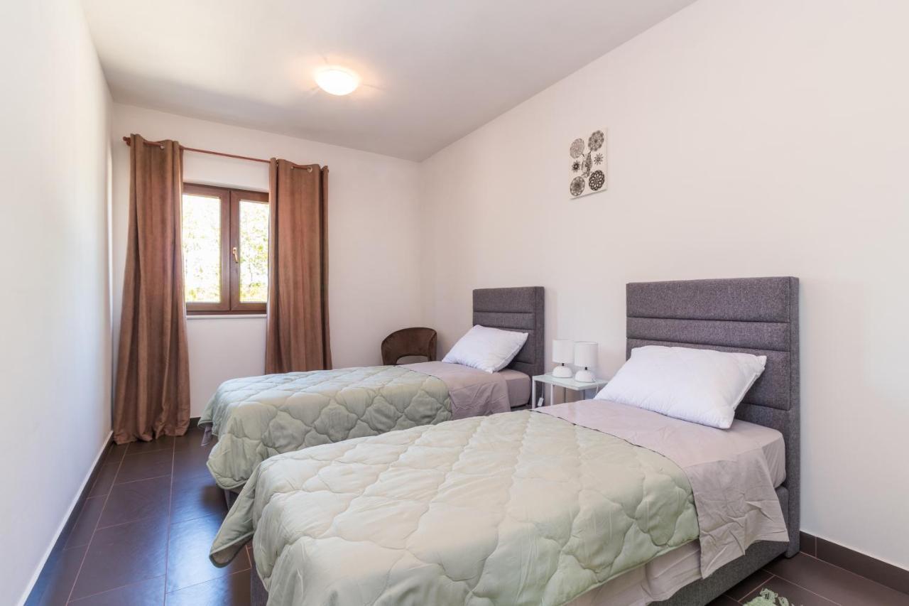 Apartmani Noa I Natali Kaldanija Exterior foto
